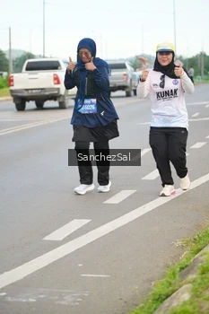 Runner Photo 1650165