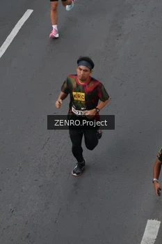 Runner Photo 1650197