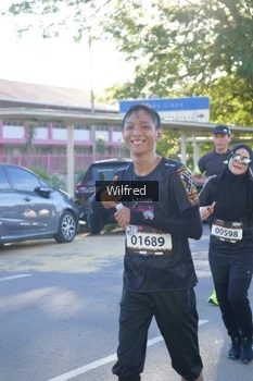 Runner Photo 1650205