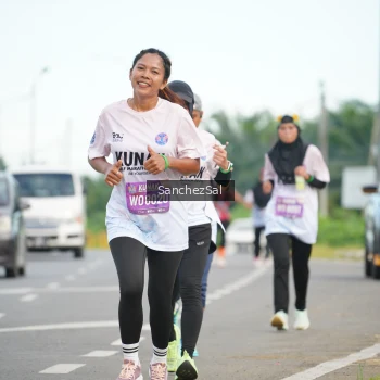 Runner Photo 1650226