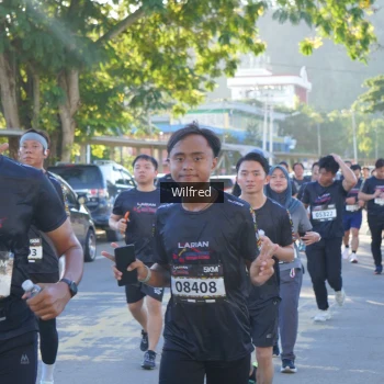 Runner Photo 1650231