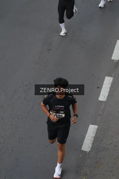Runner Photo 1650284