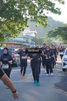 Runner Photo 1650290