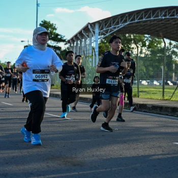 Runner Photo 1650318