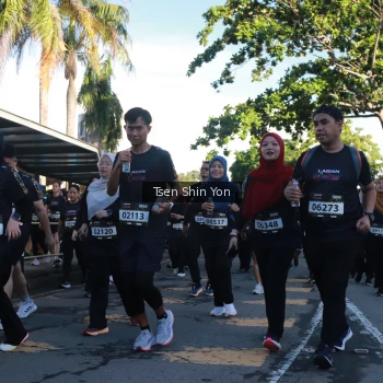 Runner Photo 1650332