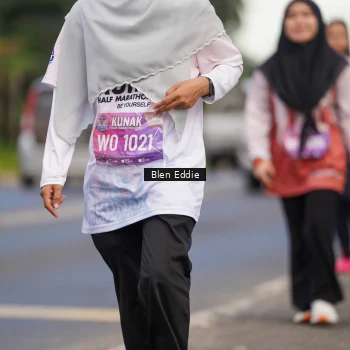 Runner Photo 1650355