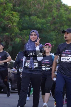 Runner Photo 1650366