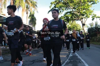 Runner Photo 1650372
