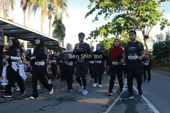 Runner Photo 1650376