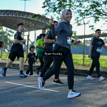 Runner Photo 1650463