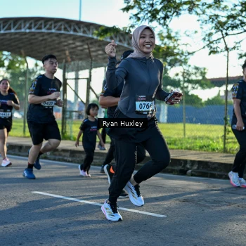 Runner Photo 1650465
