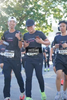 Runner Photo 1650489