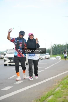 Runner Photo 1650490