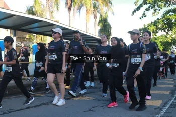 Runner Photo 1650569