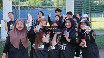Runner Photo 1650616