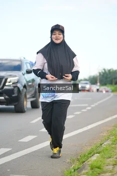 Runner Photo 1650655