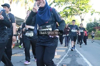 Runner Photo 1650667