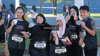 Runner Photo 1650686