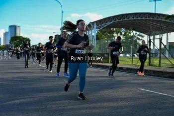 Runner Photo 1650703
