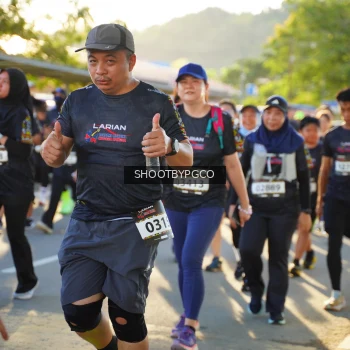 Runner Photo 1650777