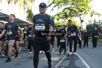 Runner Photo 1650823