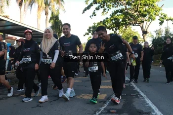 Runner Photo 1650824