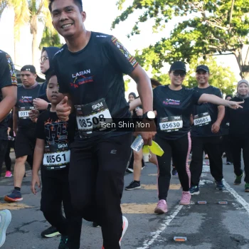 Runner Photo 1650861