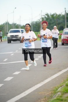 Runner Photo 1650883