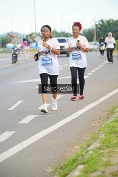 Runner Photo 1650952