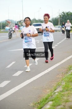 Runner Photo 1650979