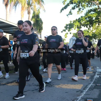 Runner Photo 1651140