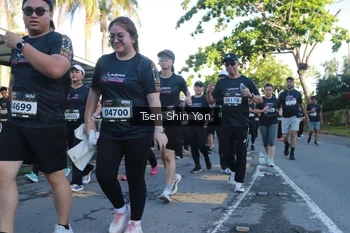 Runner Photo 1651193