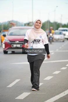 Runner Photo 1651221