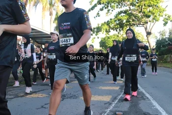 Runner Photo 1651387