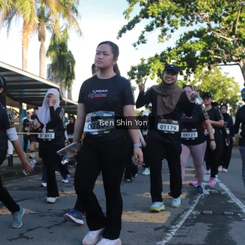 Runner Photo 1651459
