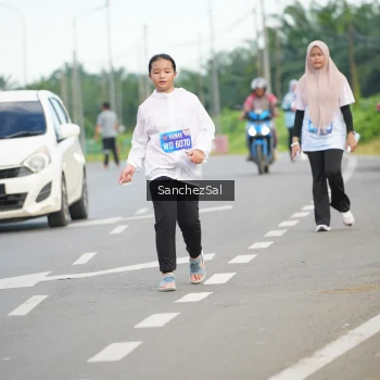Runner Photo 1651476