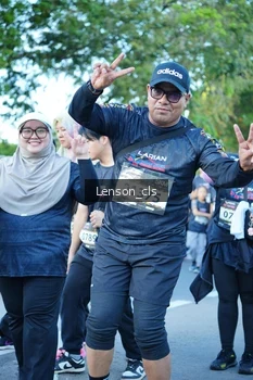 Runner Photo 1651535