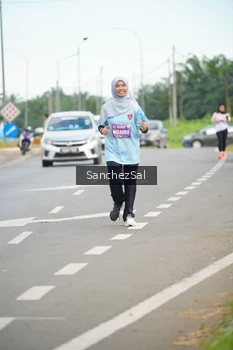 Runner Photo 1651609