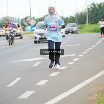 Runner Photo 1651626