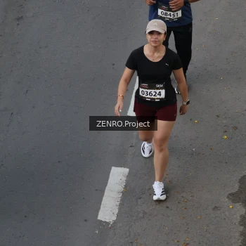 Runner Photo 1651674