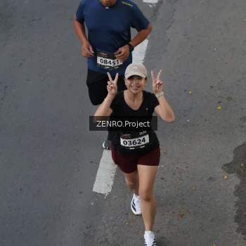 Runner Photo 1651707