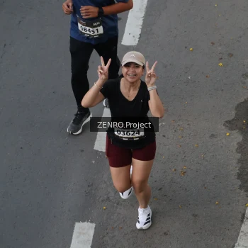 Runner Photo 1651732