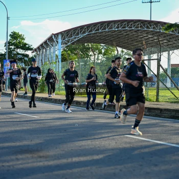 Runner Photo 1651750