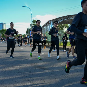 Runner Photo 1651849