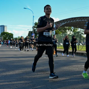 Runner Photo 1651855