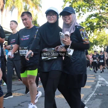 Runner Photo 1651857
