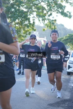 Runner Photo 1651864