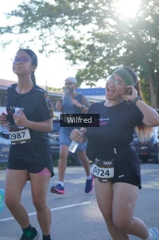 Runner Photo 1651904