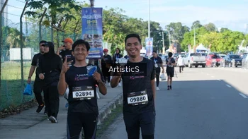Runner Photo 1651907