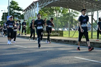 Runner Photo 1651916
